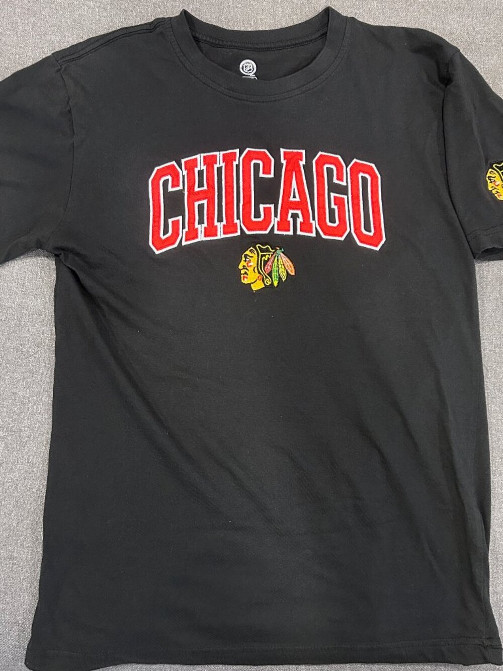 Chicago Blackhawks NHL Women's T-shirt Medium